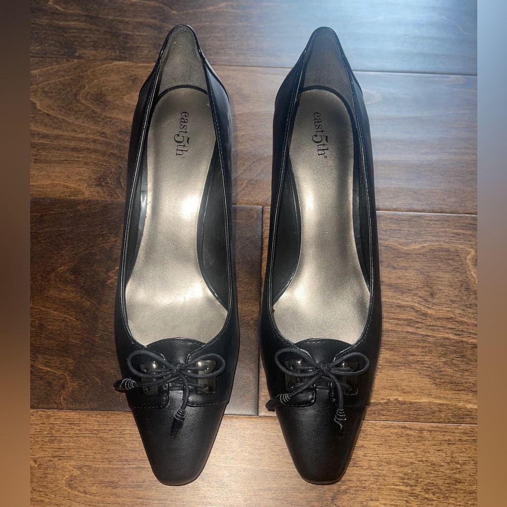 East 5th Black Kitten Heels